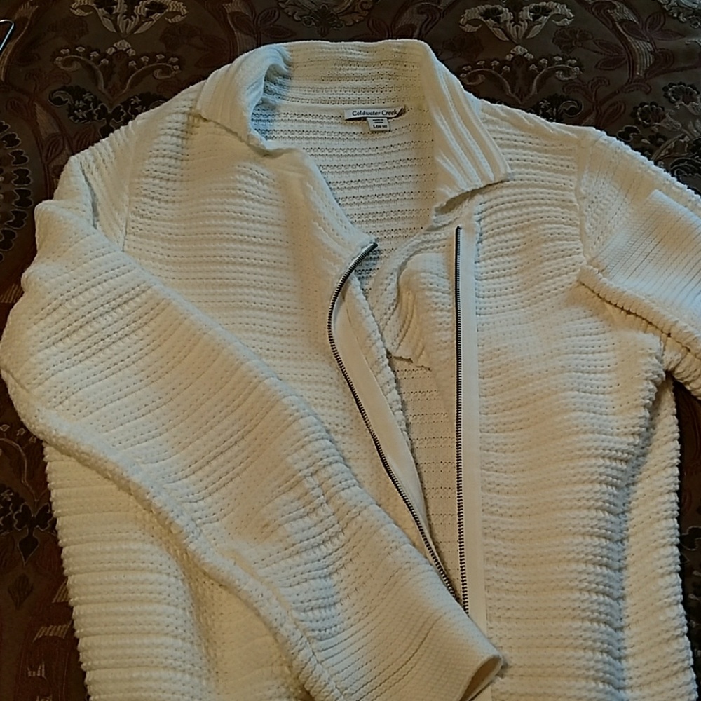 Cream ribbed zip/ button side slant sweater